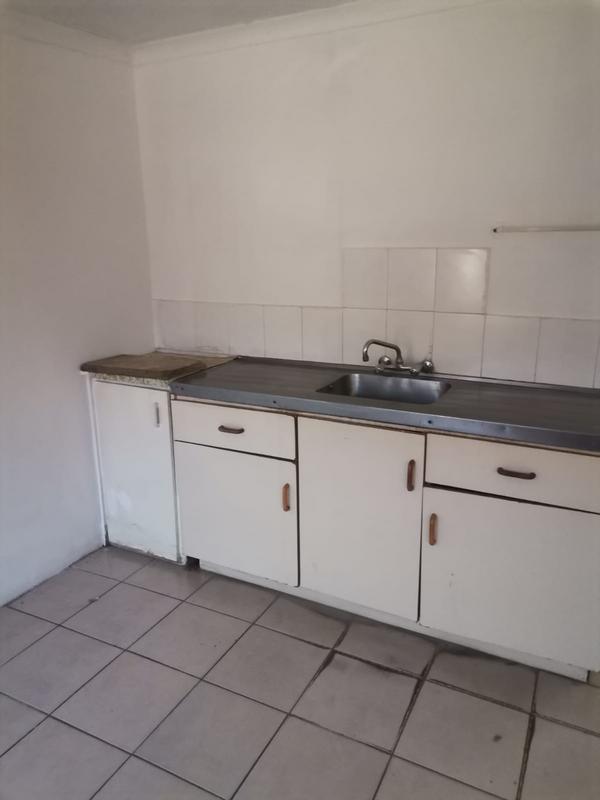 2 Bedroom Property for Sale in Albertinia Western Cape